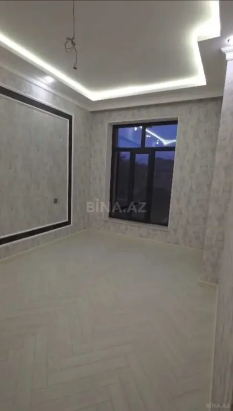 Satılır 6 otaqlı həyət evi 300 m²