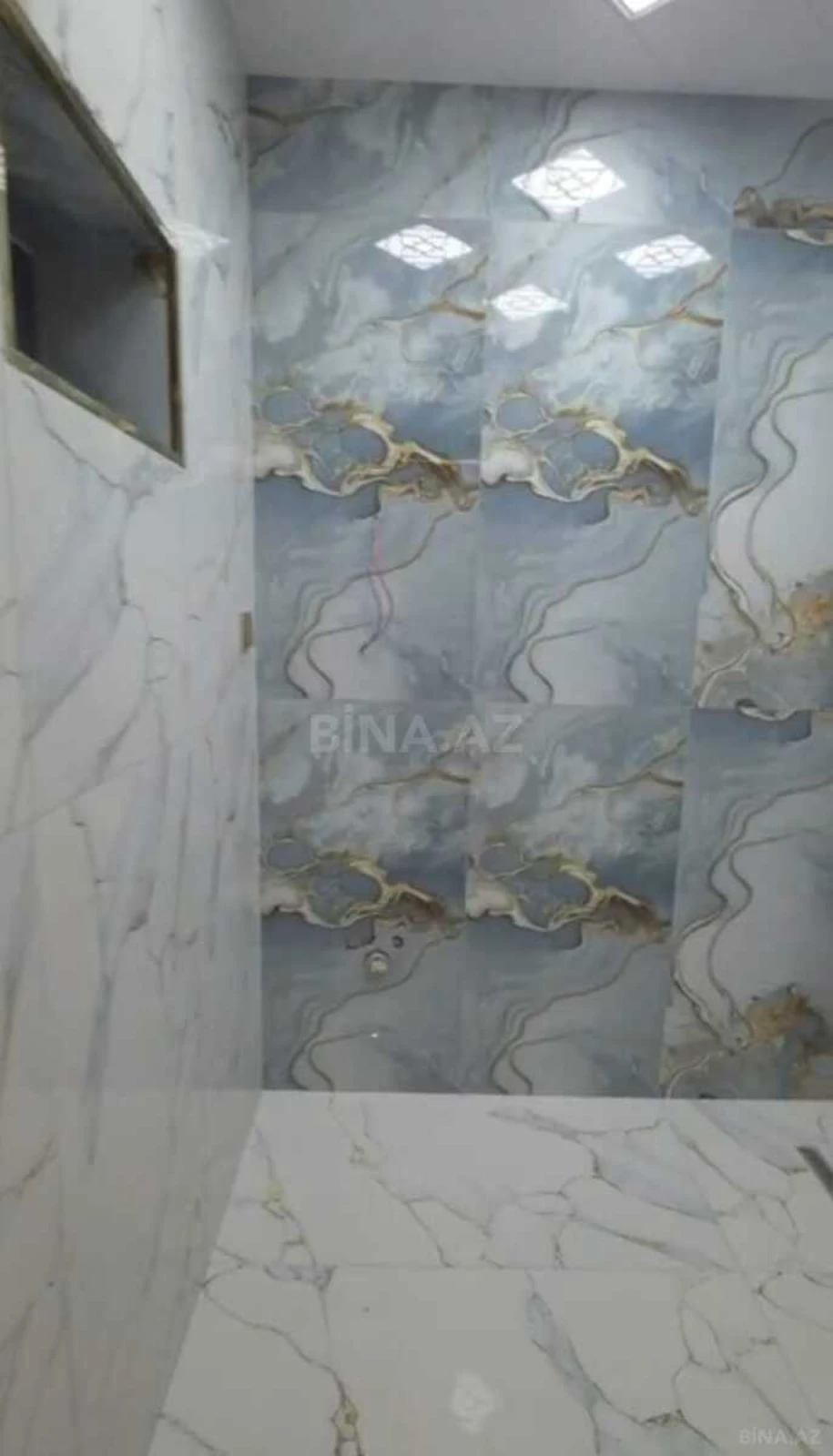 Satılır 6 otaqlı həyət evi 300 m²