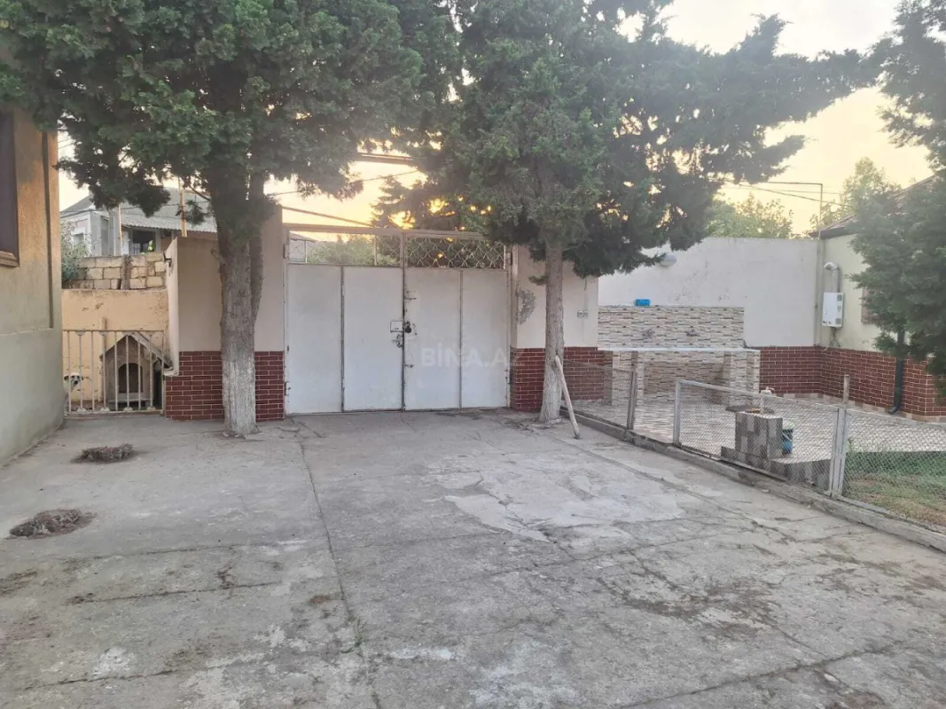 Satılır 5 otaqlı həyət evi 130 m²