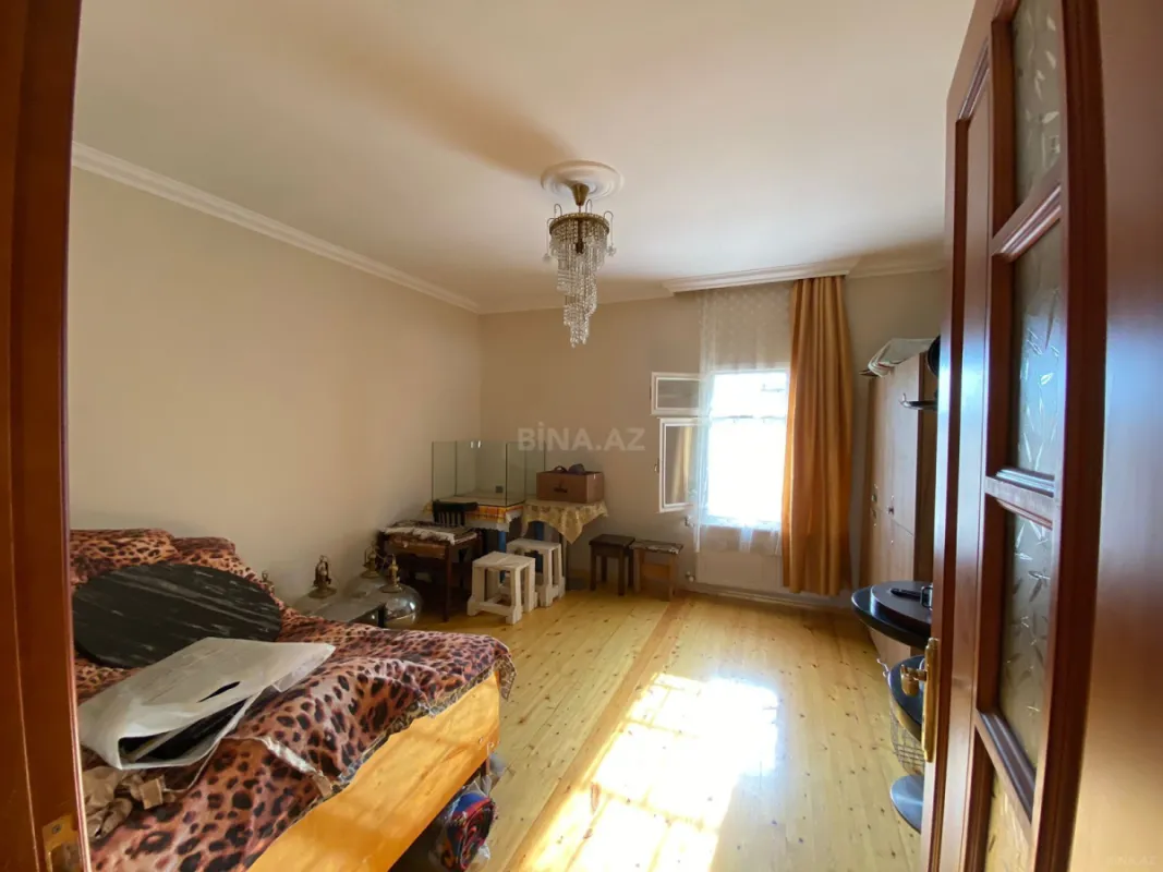 Satılır 5 otaqlı həyət evi 130 m²