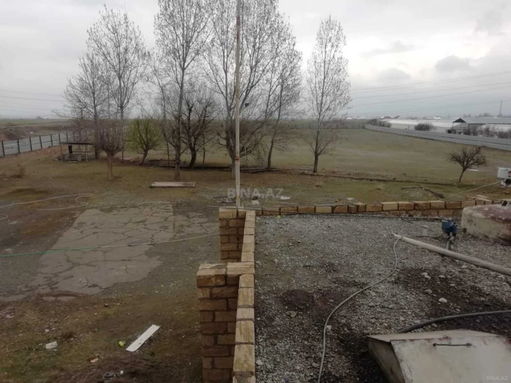 Satılır obyekt 1100 m²