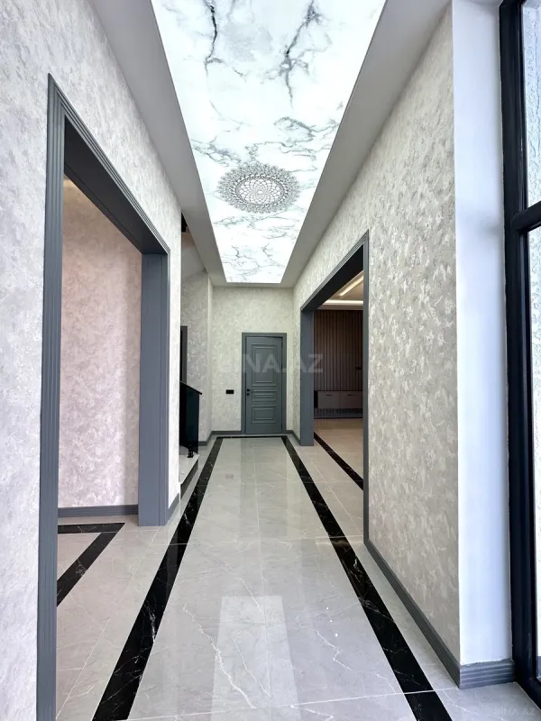 Satılır 5 otaqlı həyət evi 200 m²