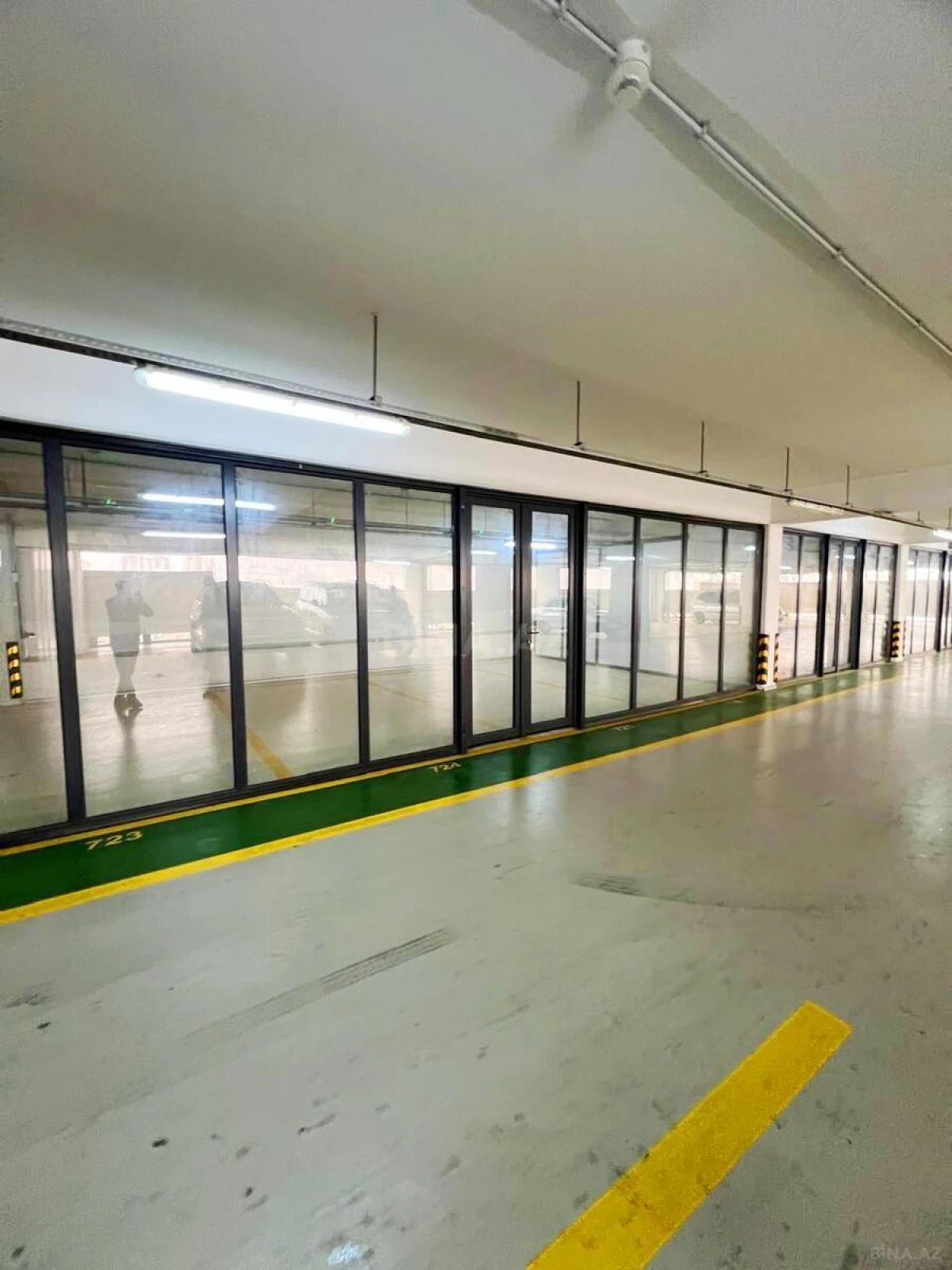 Kirayə verilir obyekt 250 m²