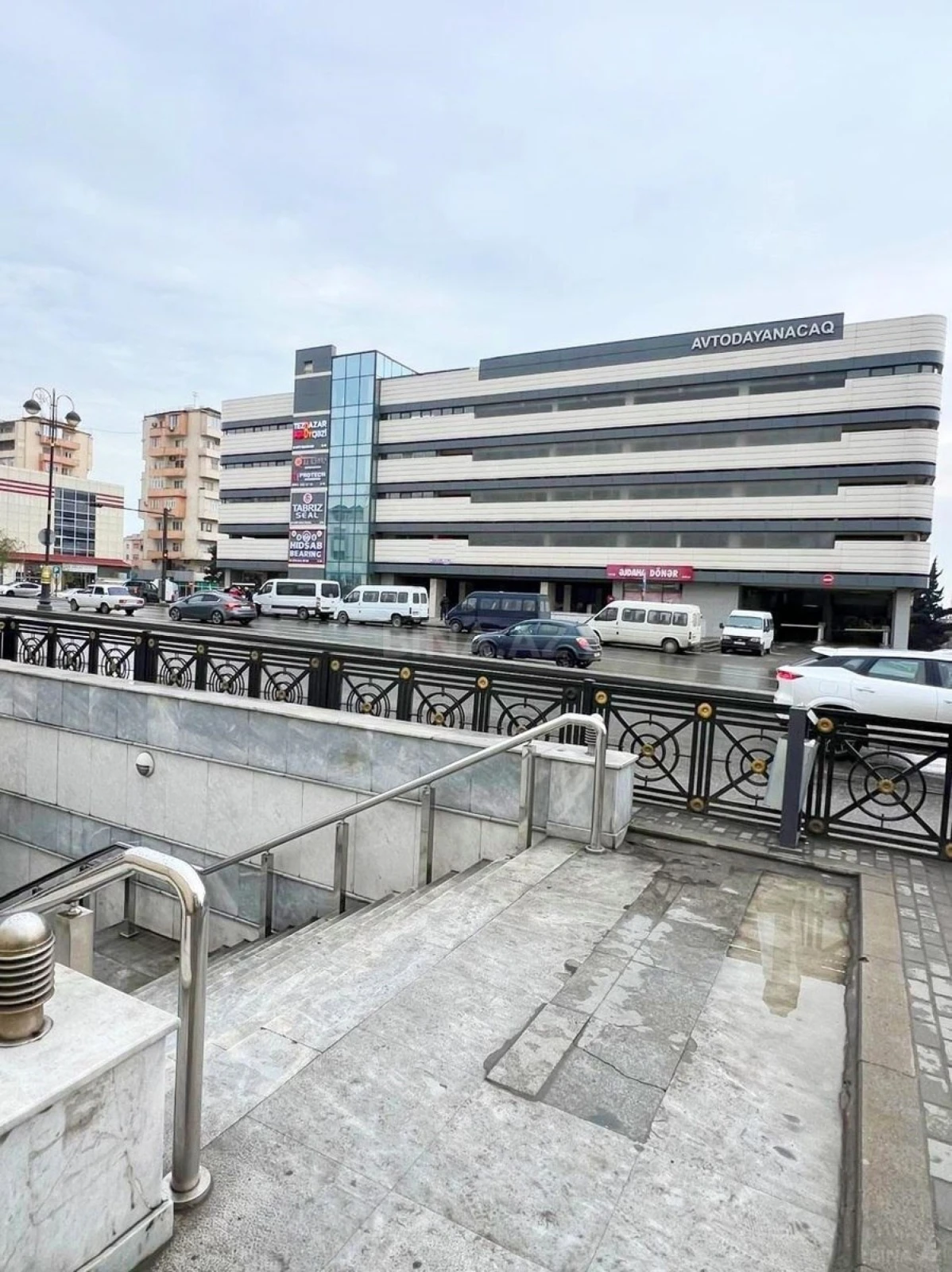 Kirayə verilir obyekt 250 m²