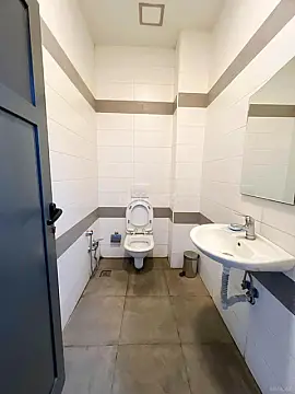 Kirayə verilir obyekt 250 m²