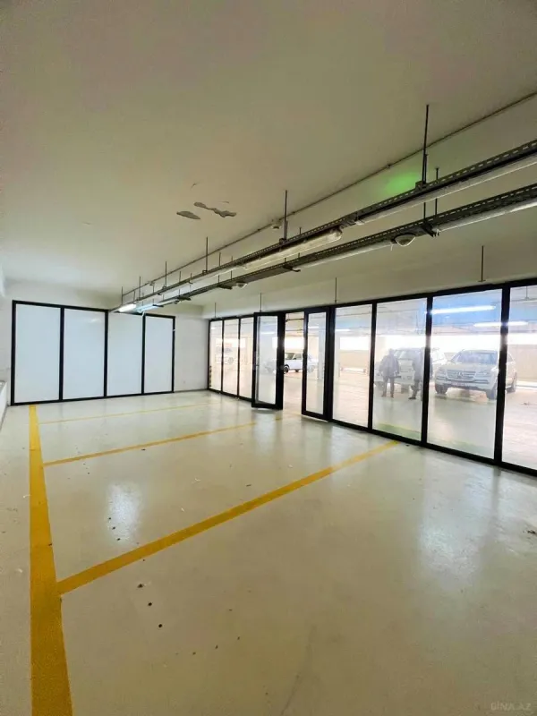 Kirayə verilir obyekt 250 m²