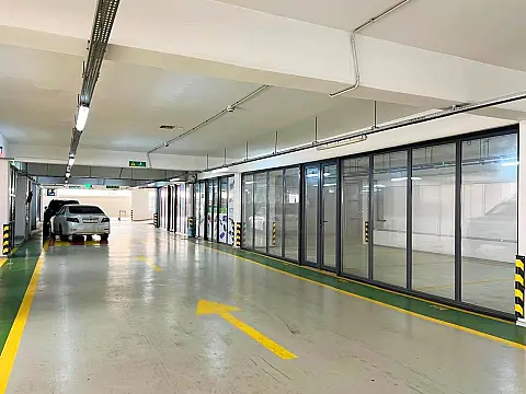 Kirayə verilir obyekt 250 m²