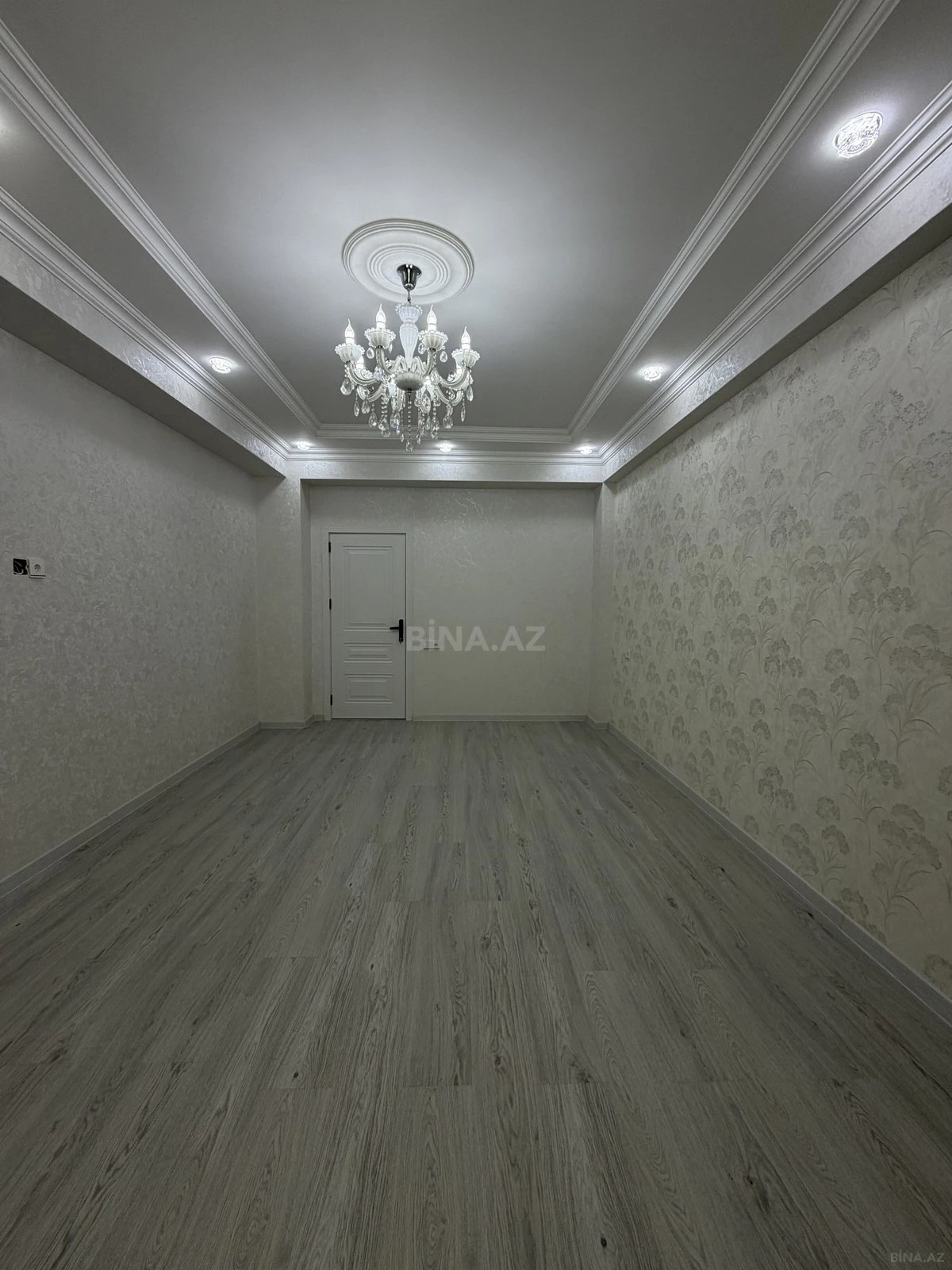 Satılır 2 otaqlı mənzil 57 m²
