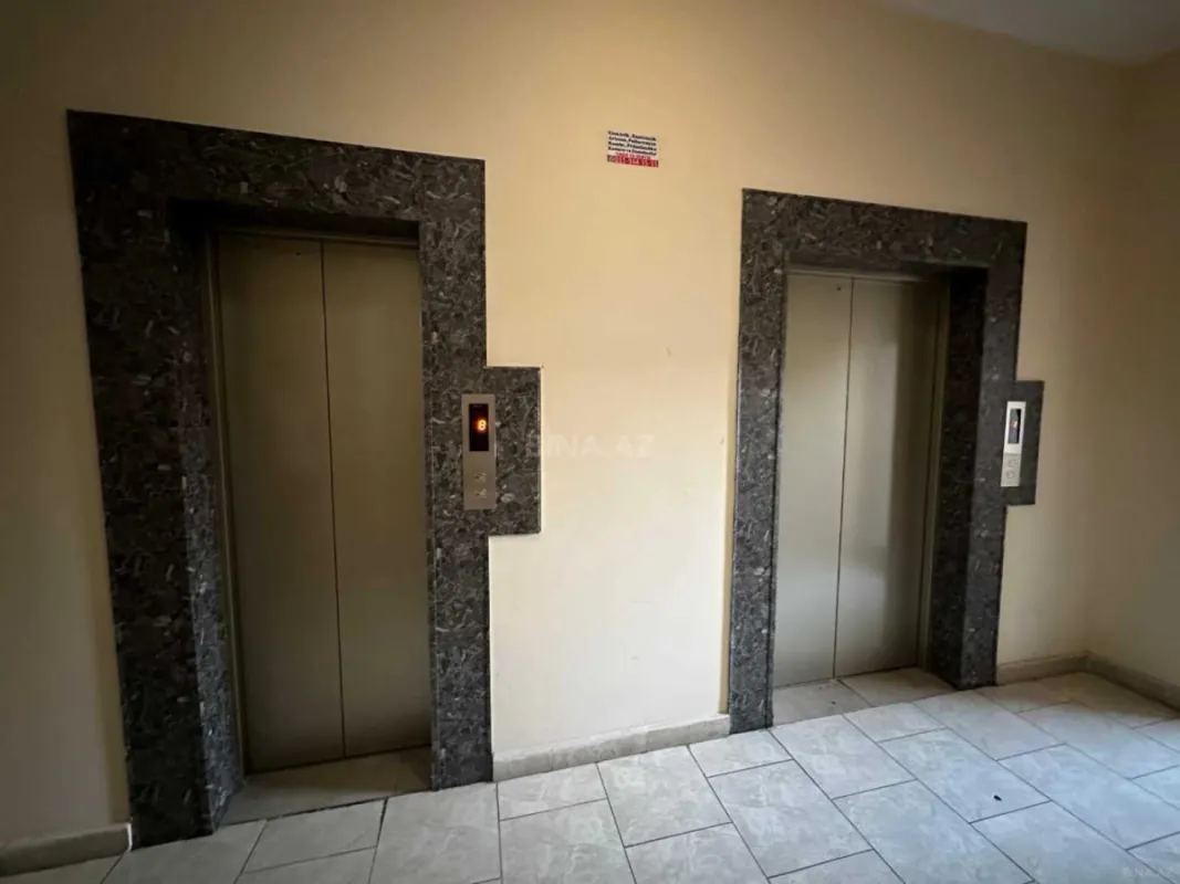 Satılır 3 otaqlı mənzil 110 m²