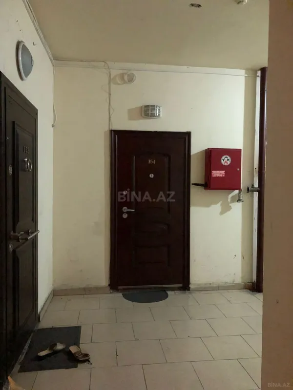 Satılır 3 otaqlı mənzil 110 m²