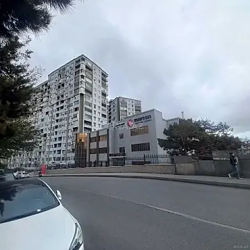 Satılır 3 otaqlı mənzil 110 m²