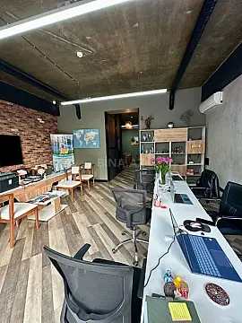 Kirayə verilir obyekt 80 m²