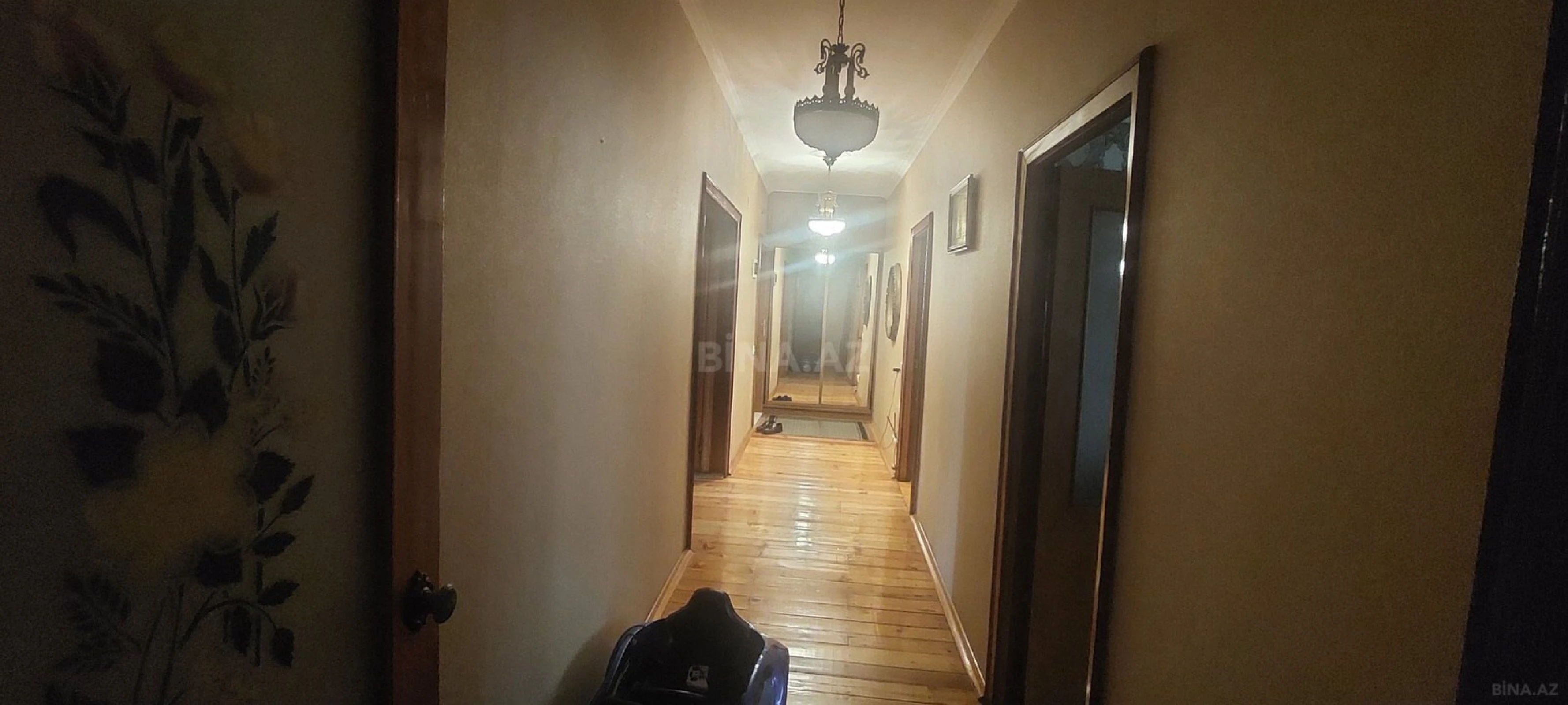 Satılır 5 otaqlı mənzil 120 m²