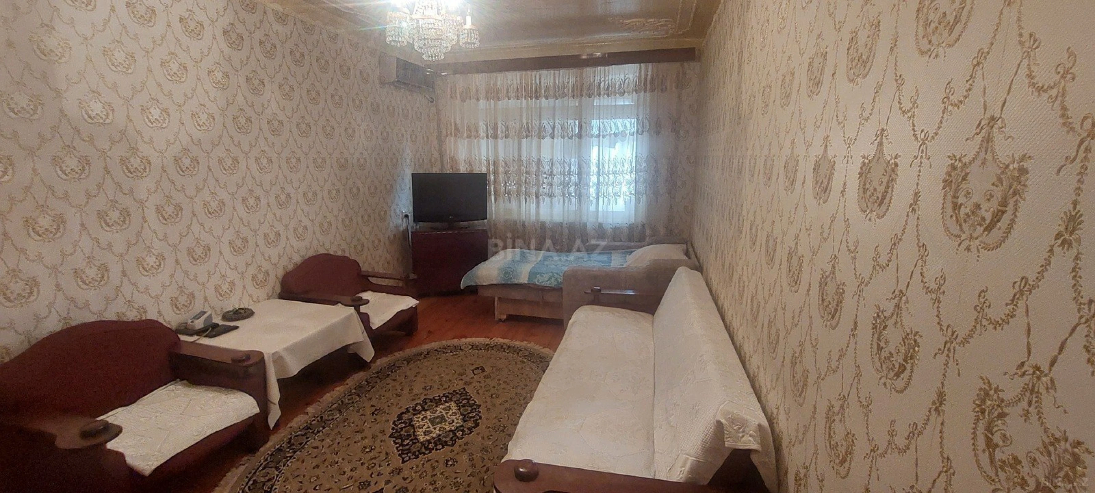 Satılır 5 otaqlı mənzil 120 m²