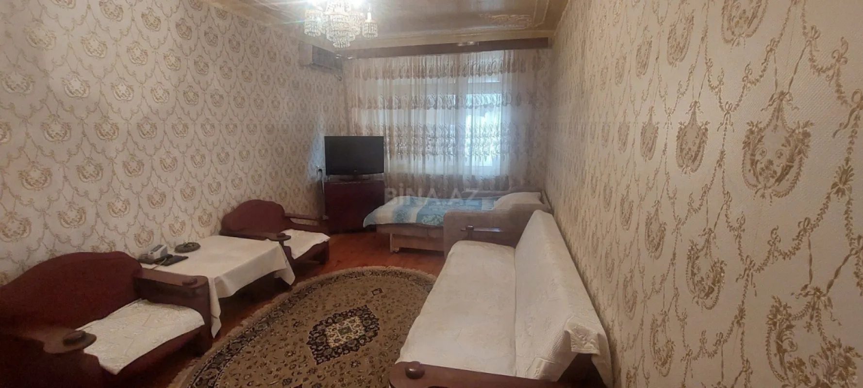 Satılır 5 otaqlı mənzil 120 m²