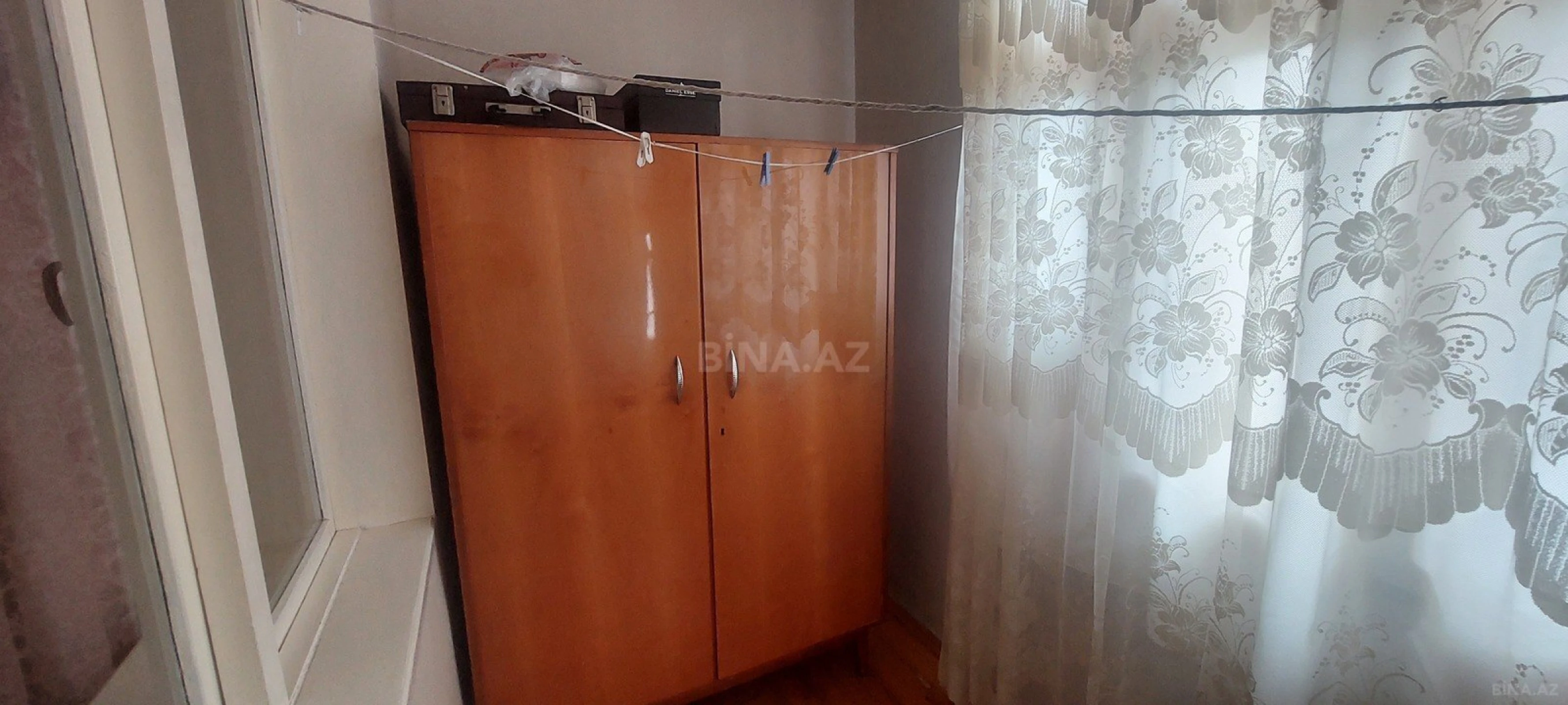 Satılır 5 otaqlı mənzil 120 m²