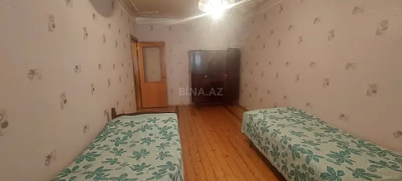Satılır 5 otaqlı mənzil 120 m²