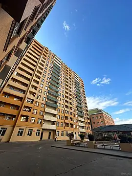 Satılır 3 otaqlı mənzil 84 m²