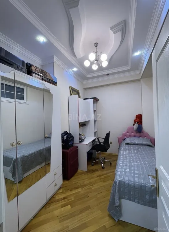Satılır 3 otaqlı mənzil 84 m²