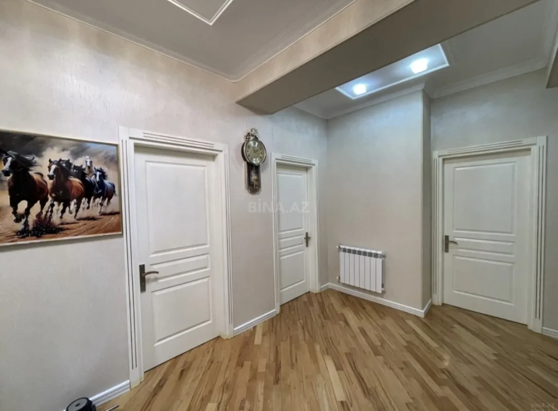 Satılır 3 otaqlı mənzil 84 m²
