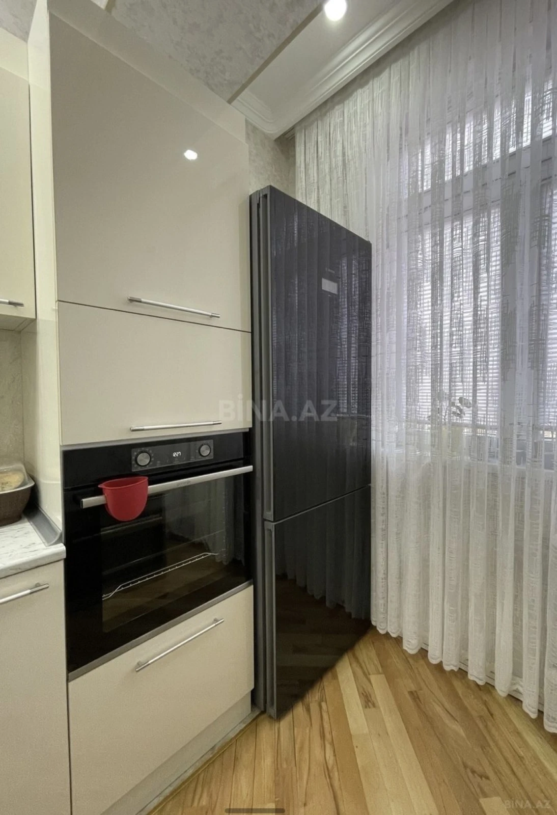 Satılır 3 otaqlı mənzil 84 m²