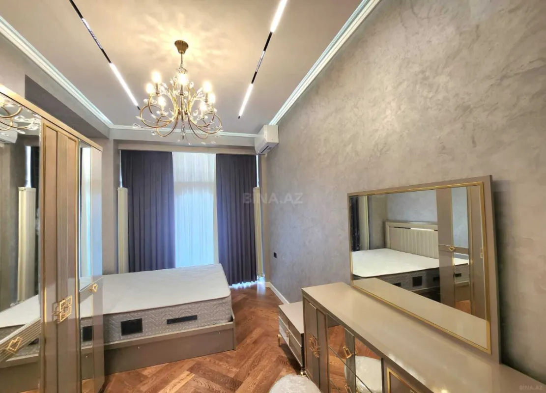 Kirayə verilir 3 otaqlı mənzil 172 m²