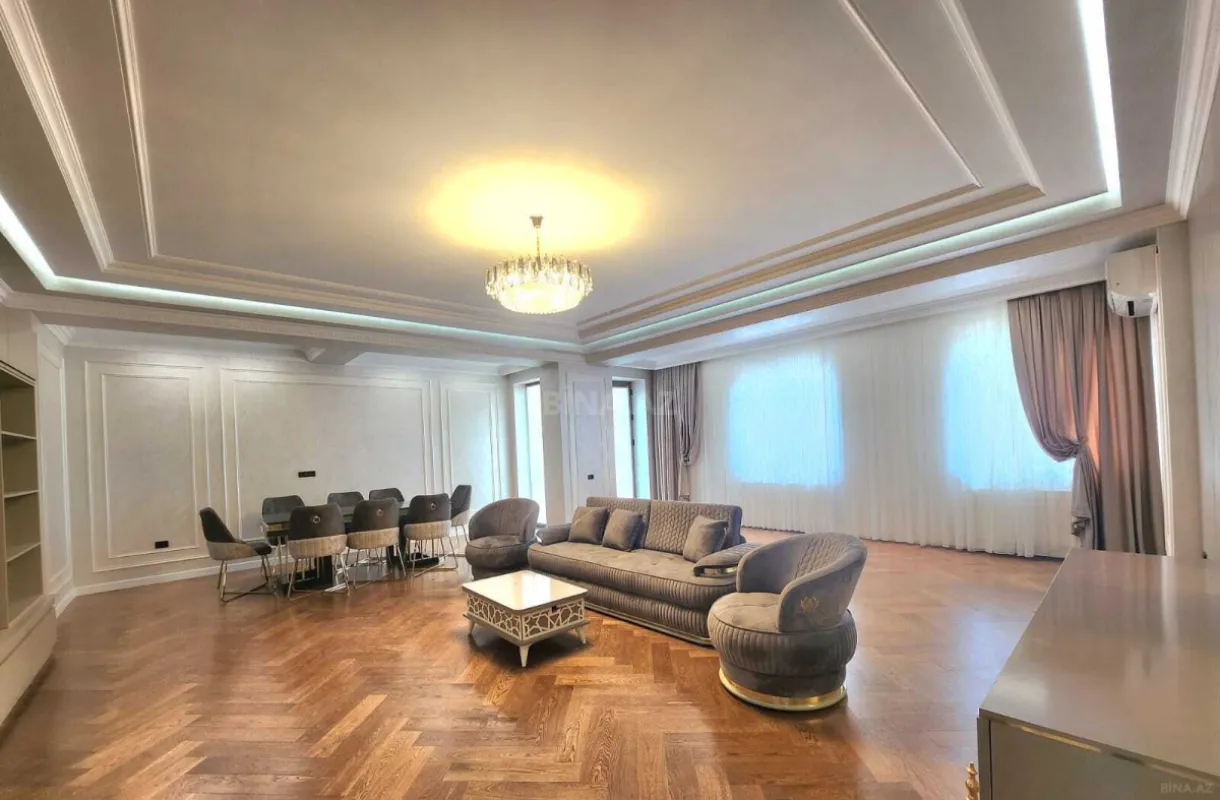 Kirayə verilir 3 otaqlı mənzil 172 m²