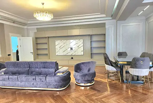 Kirayə verilir 3 otaqlı mənzil 172 m² — Bakı, Nizami 3 otaq 172.00 m²