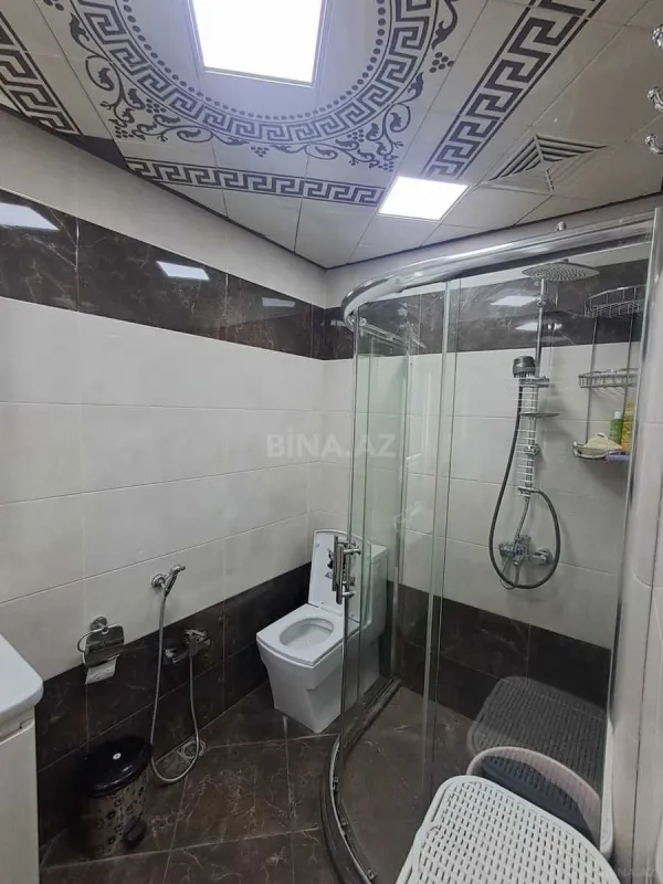 Satılır 2 otaqlı mənzil 83 m²