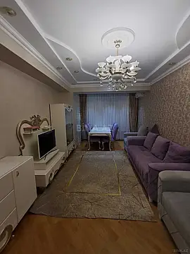 Satılır 2 otaqlı mənzil 83 m²
