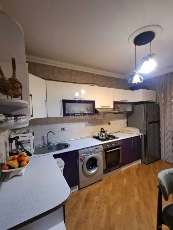 Satılır 2 otaqlı mənzil 83 m²