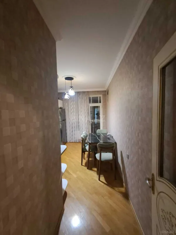 Satılır 2 otaqlı mənzil 83 m²