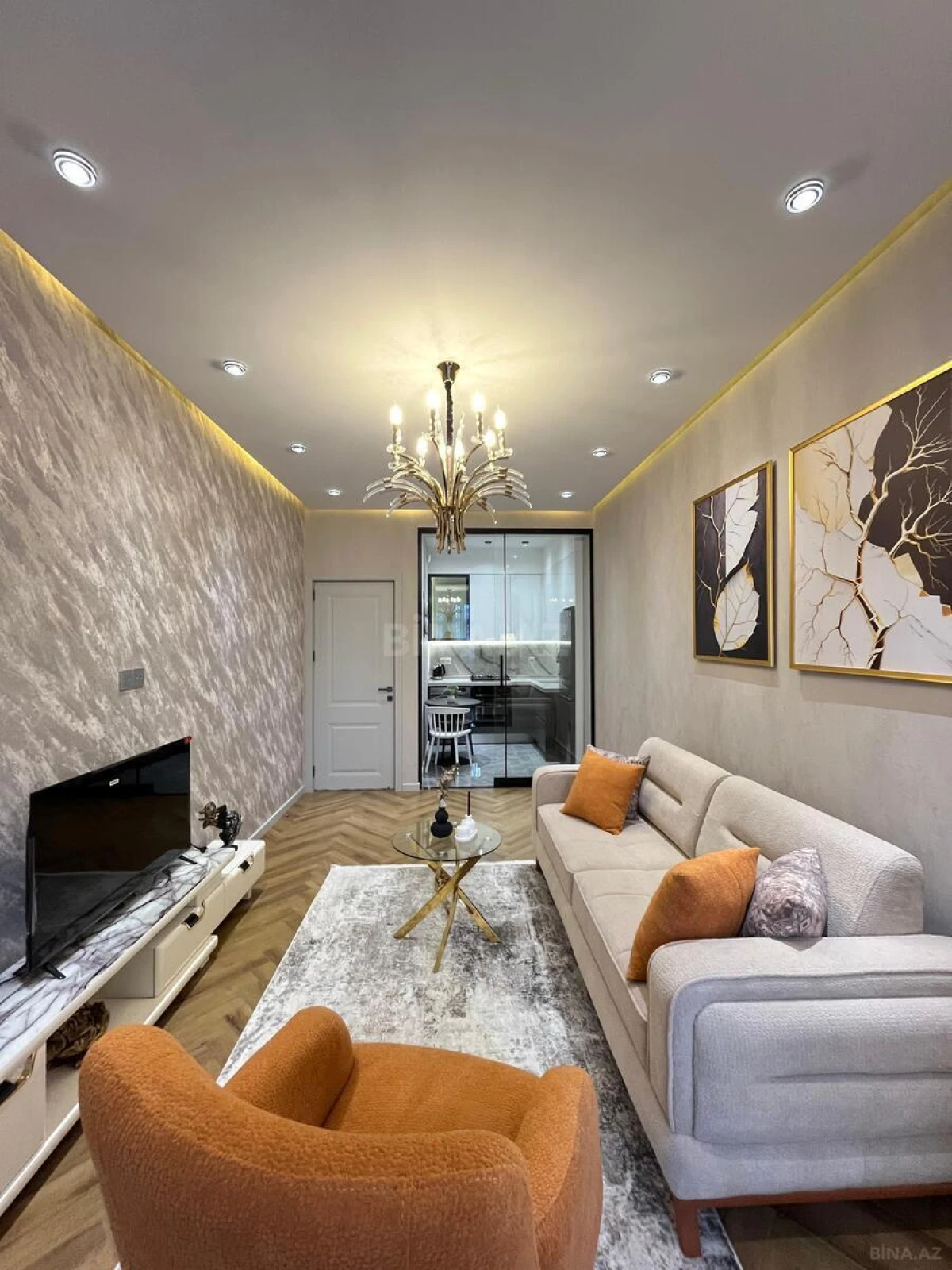 Kirayə verilir 2 otaqlı mənzil 56 m²