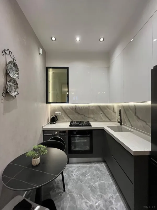 Kirayə verilir 2 otaqlı mənzil 56 m²