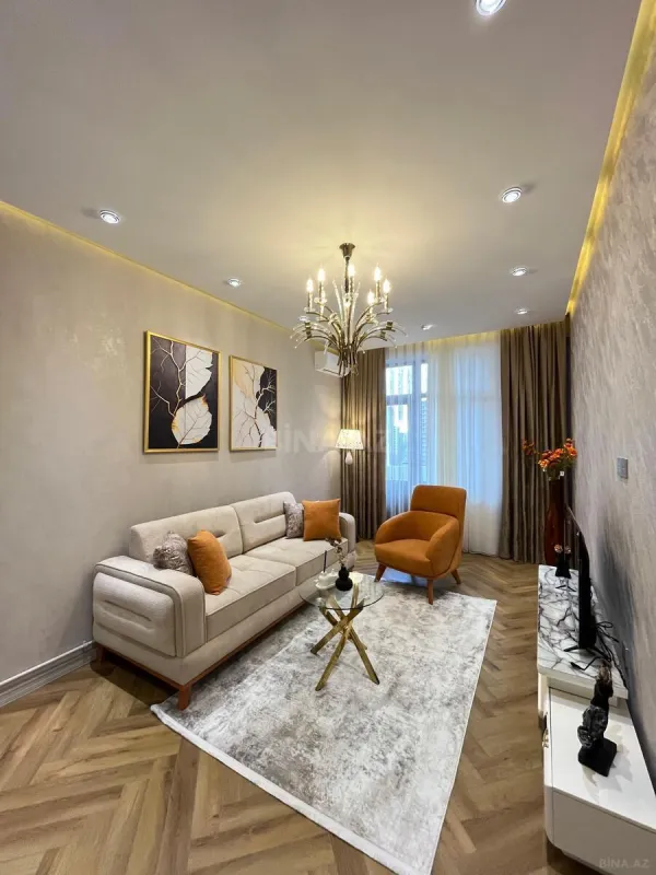 Kirayə verilir 2 otaqlı mənzil 56 m²