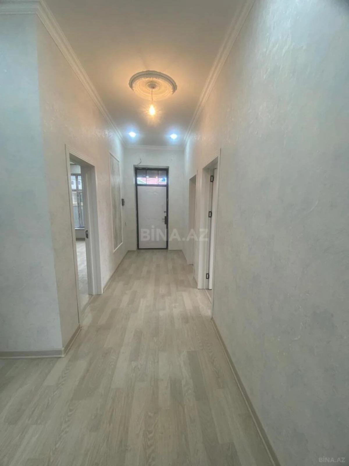 Satılır 4 otaqlı həyət evi 100 m²