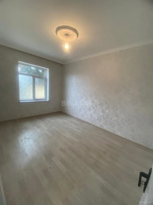 Satılır 4 otaqlı həyət evi 100 m²