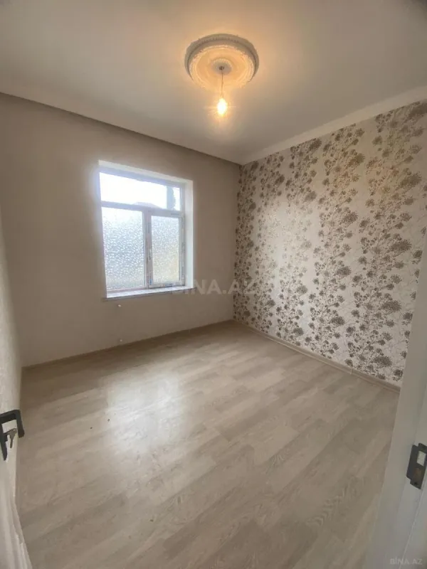 Satılır 4 otaqlı həyət evi 100 m²