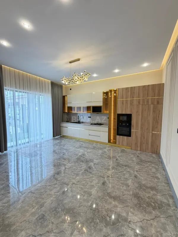 Satılır 4 otaqlı həyət evi 160 m²
