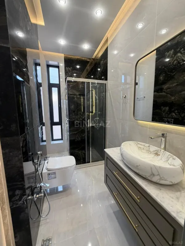 Satılır 4 otaqlı həyət evi 160 m²