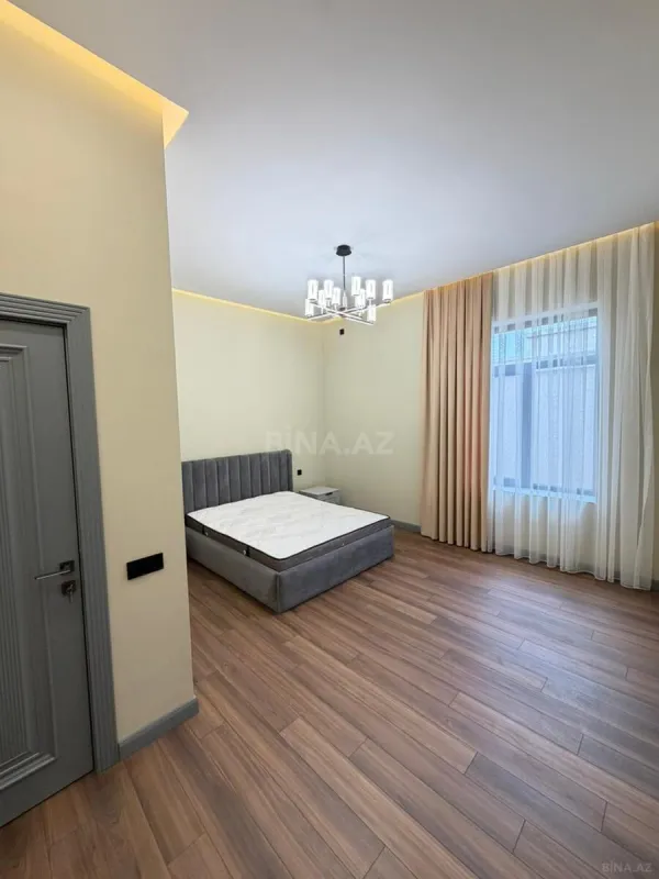 Satılır 4 otaqlı həyət evi 160 m²