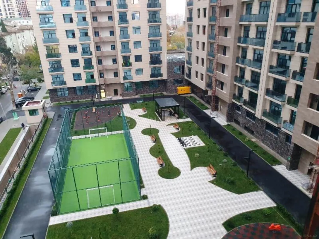 Satılır 3 otaqlı mənzil 124 m²