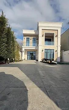 Satılır 5 otaqlı həyət evi 200 m² — Bakı, Mərdəkan 5 otaq 200.00 m²