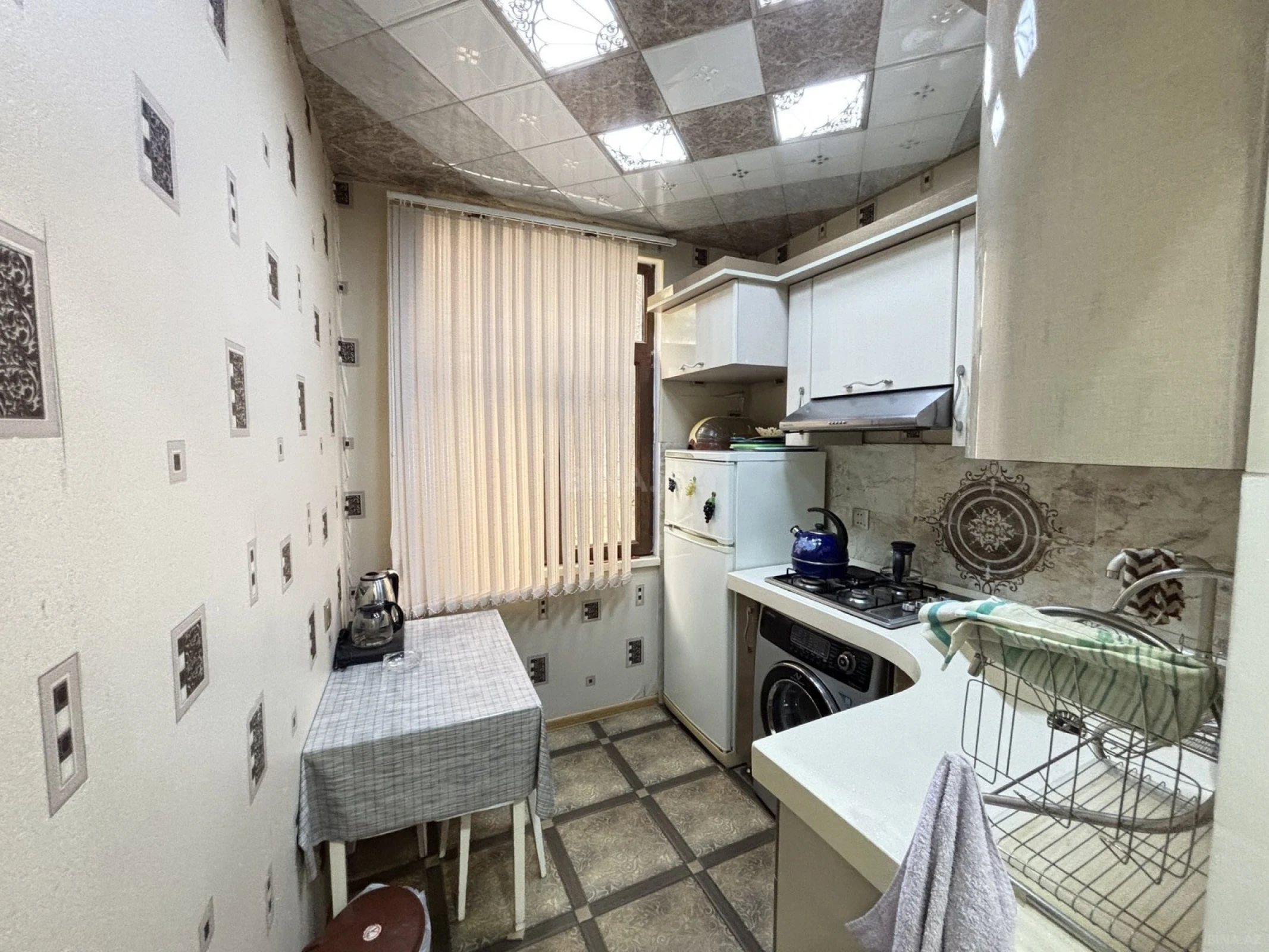 Kirayə verilir 1 otaqlı mənzil 50 m²