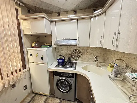 Kirayə verilir 1 otaqlı mənzil 50 m²