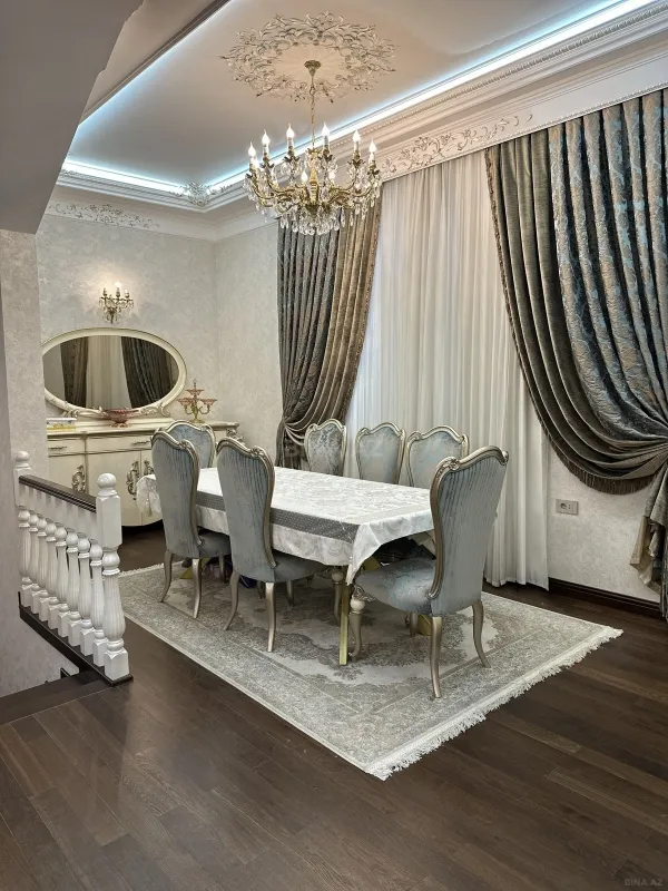 Satılır 7 otaqlı həyət evi 550 m²