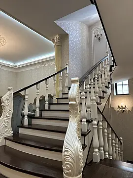 Satılır 7 otaqlı həyət evi 550 m²