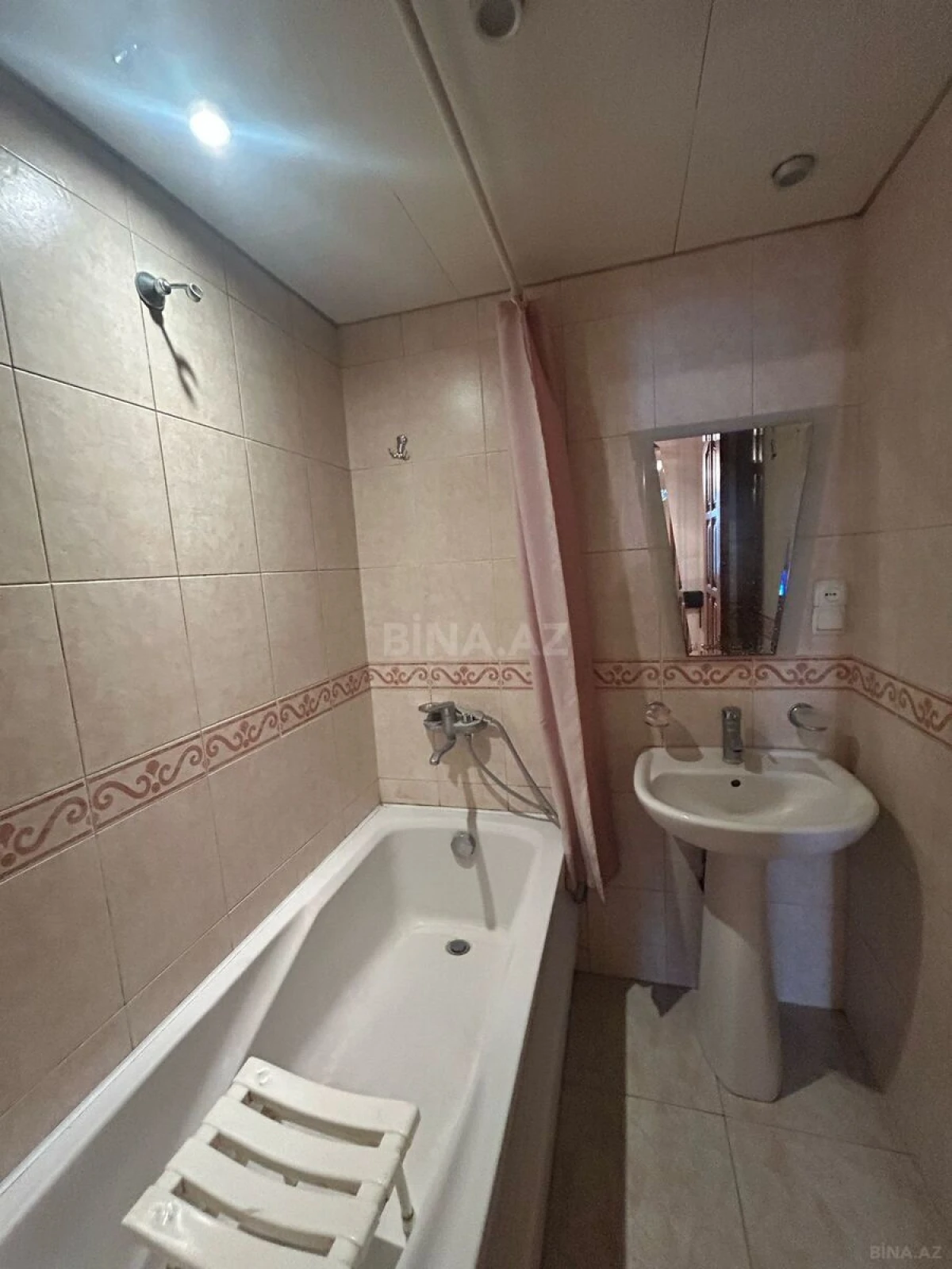 Satılır 3 otaqlı mənzil 65 m²