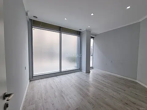 Kirayə verilir obyekt 260 m²