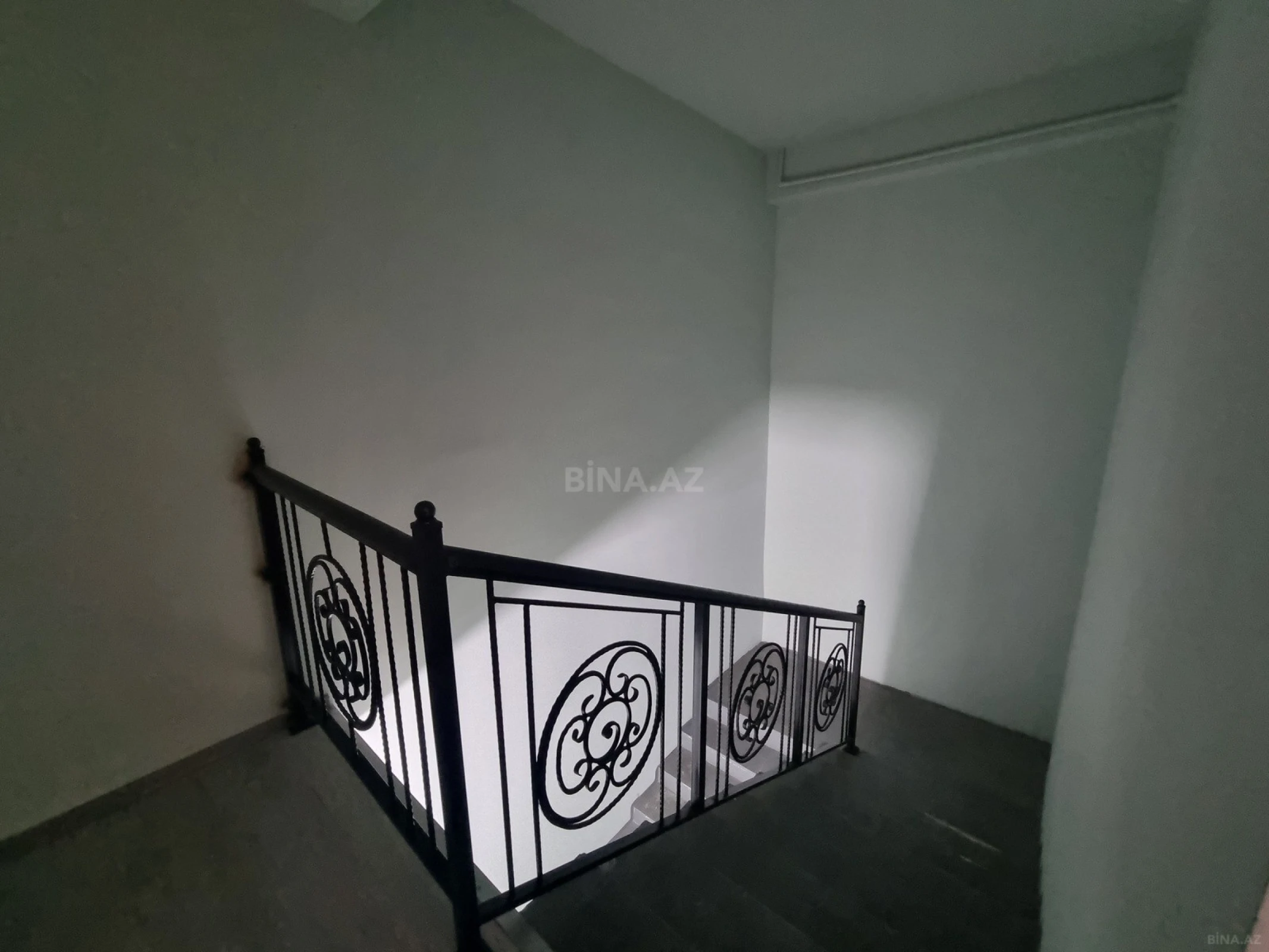 Kirayə verilir obyekt 260 m²